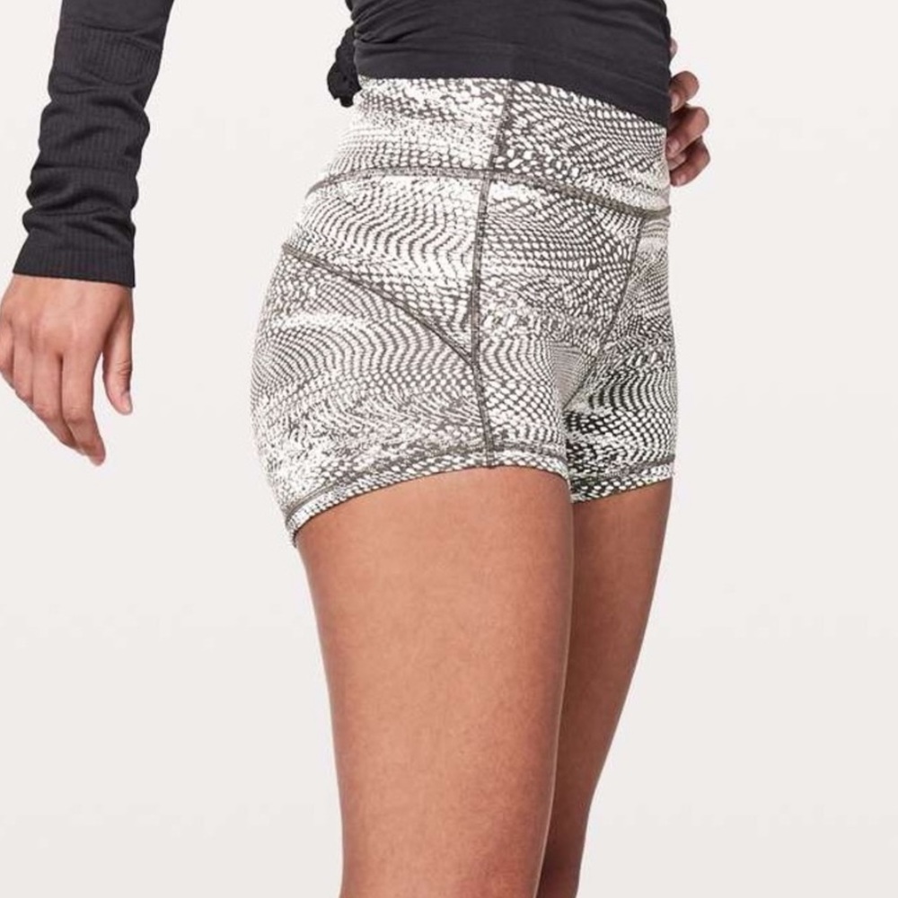 Lululemon • In Movement Shorts